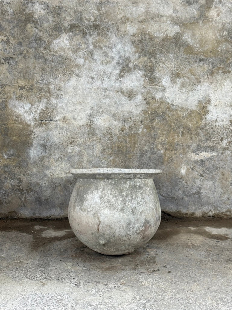 Indonesian Water Pot (round)